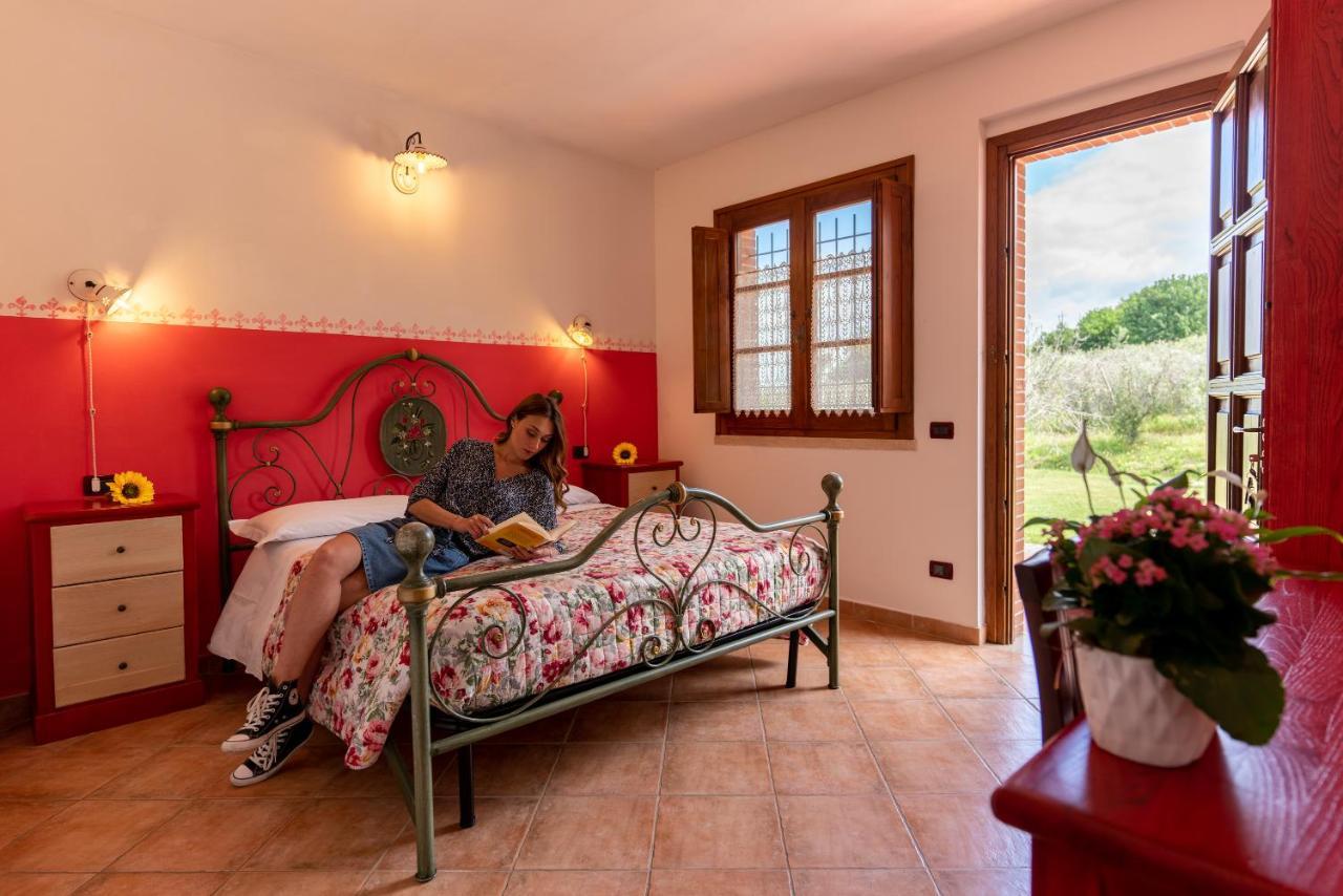 Agriturismo La Banchella สการ์ลีโน ภายนอก รูปภาพ