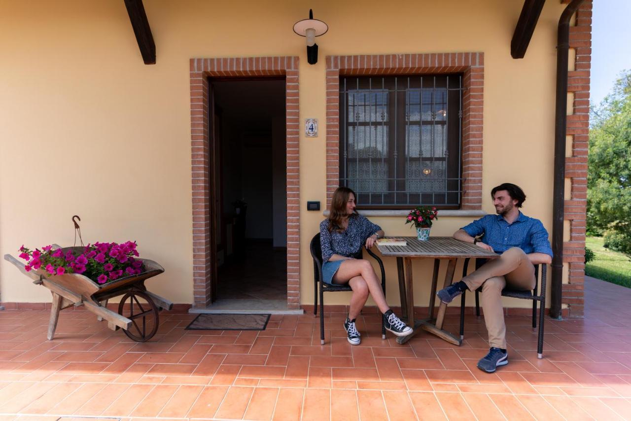 Agriturismo La Banchella สการ์ลีโน ภายนอก รูปภาพ