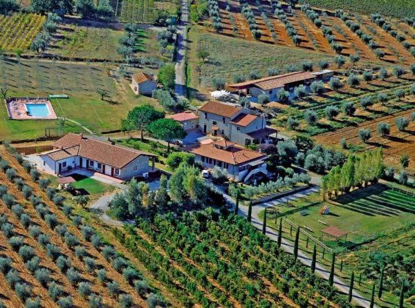 Agriturismo La Banchella สการ์ลีโน ภายนอก รูปภาพ
